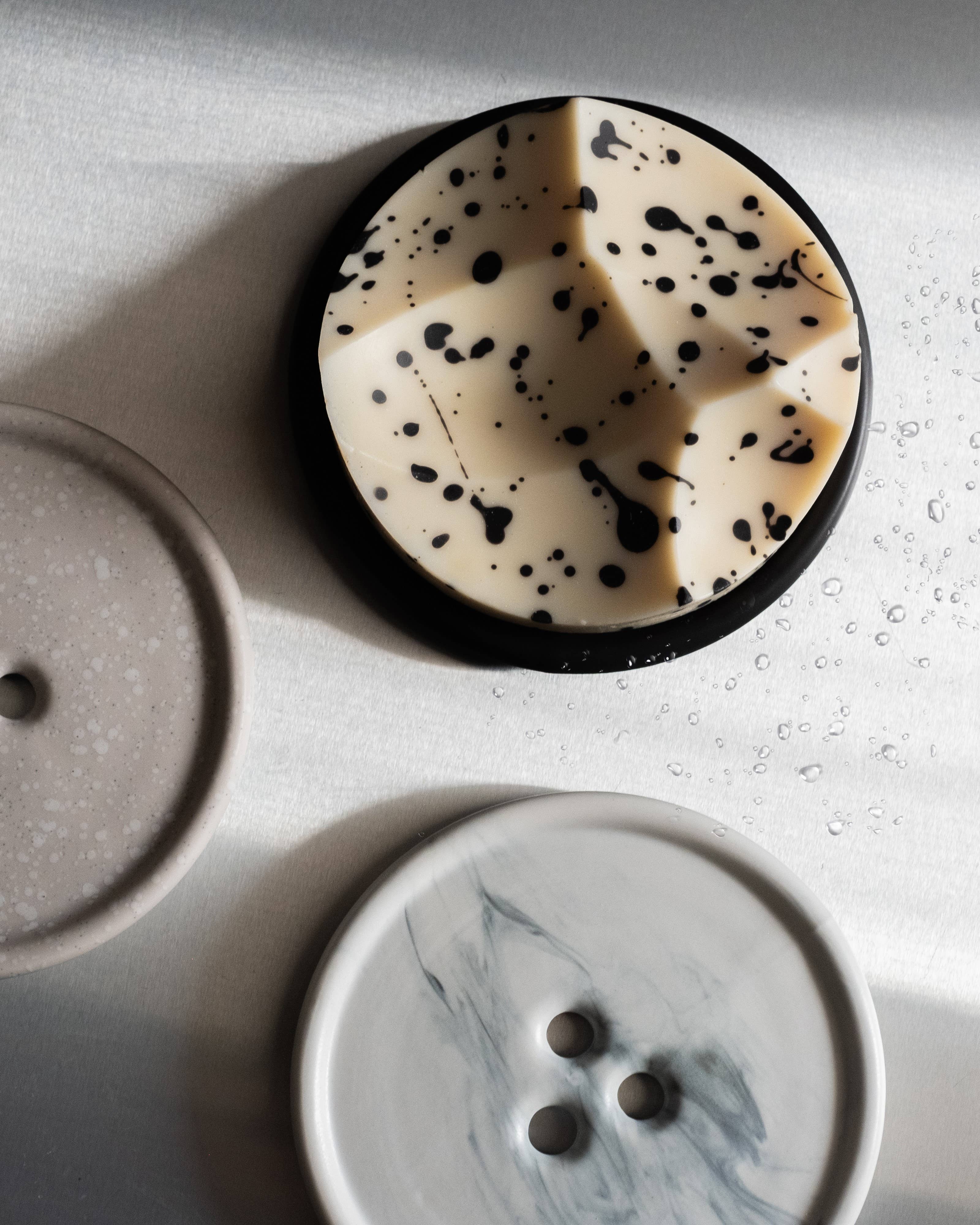 Erode Soap - White Grapefruit in soap dish