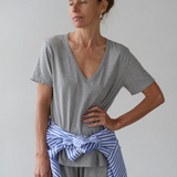 The Jersey Relaxed V-Neck - Heather Grey