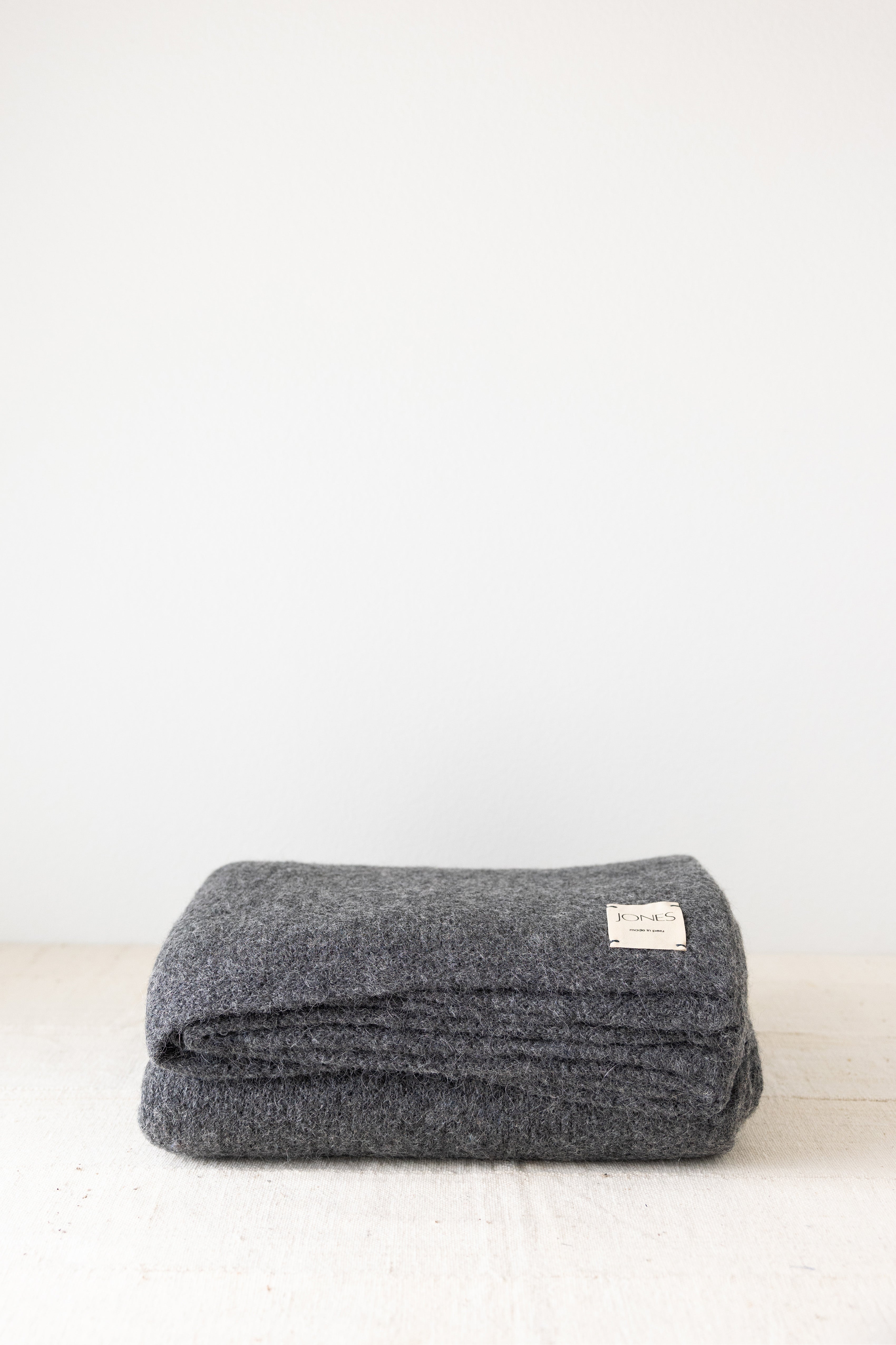 Jones Blanket in Charcoal