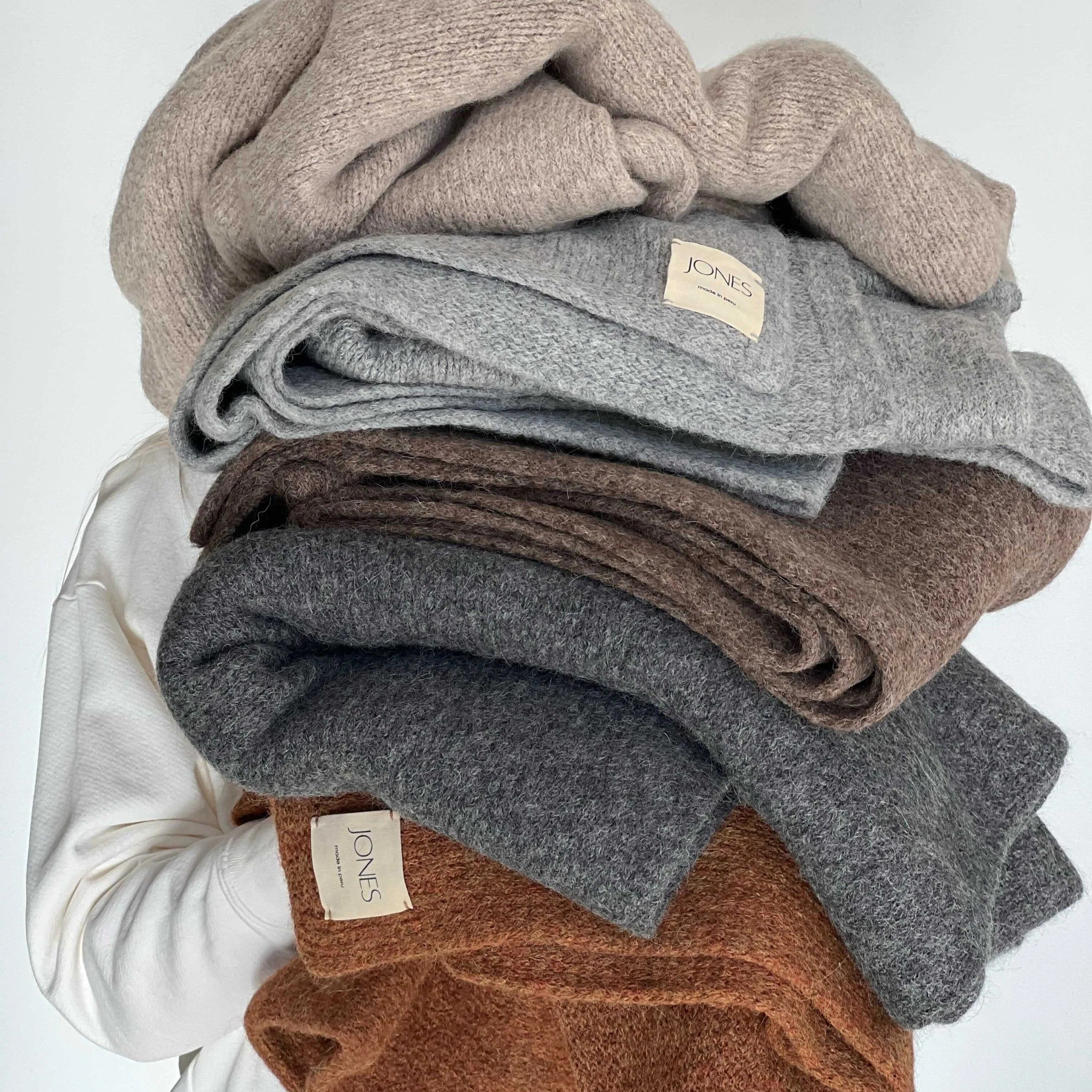 Presents Your Mom Will Love This Holiday Season
