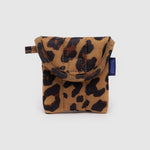 Baggu Puffy Earbuds Case in leopard print