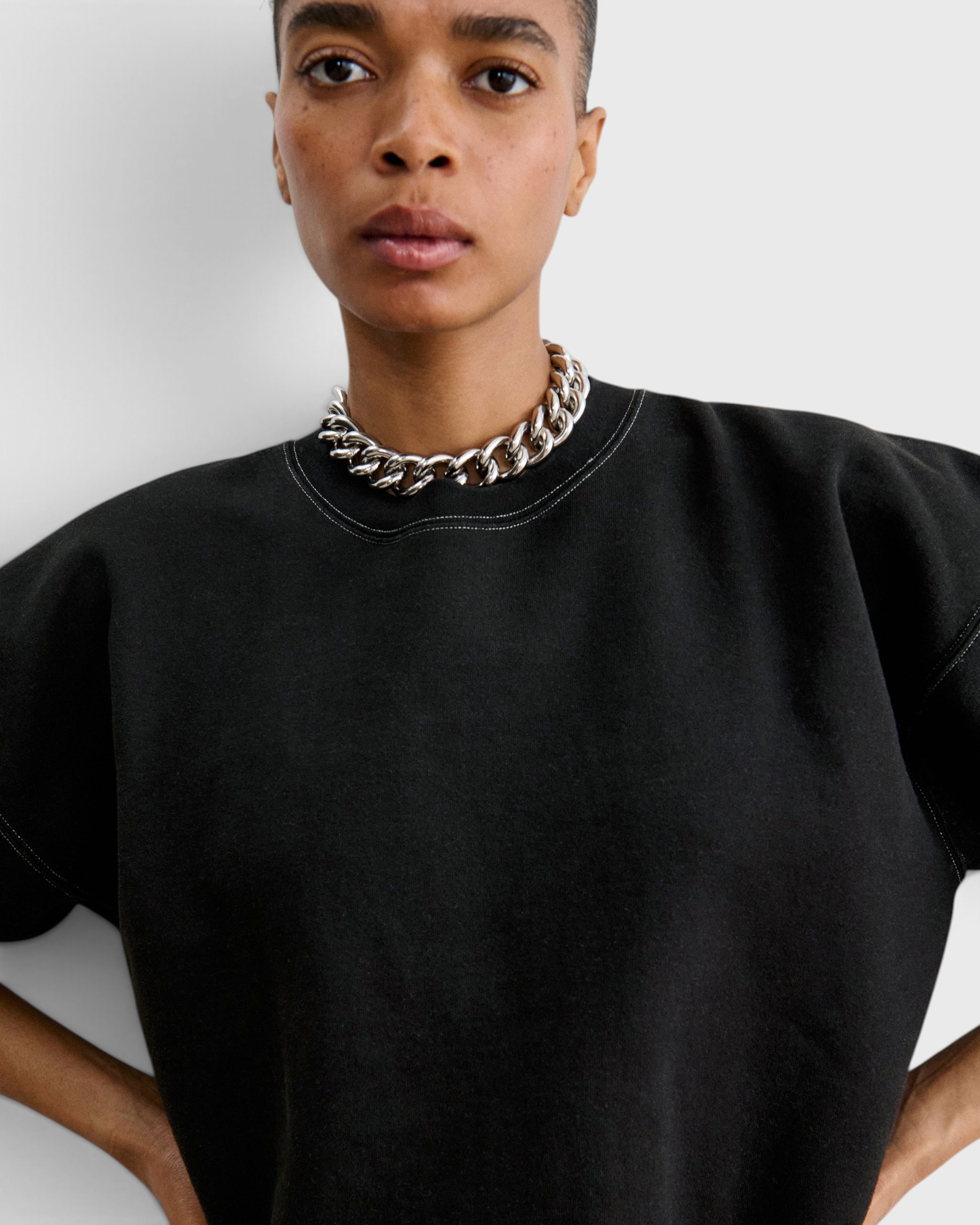 JONES + CO Rachel Comey Fond Sweatshirt in charcoal, close front view of the crewneck and balloon sleeves