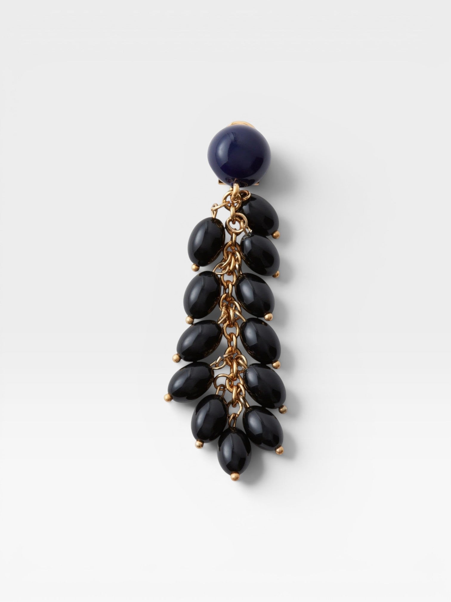 Laurel Earrings | Black — view 2