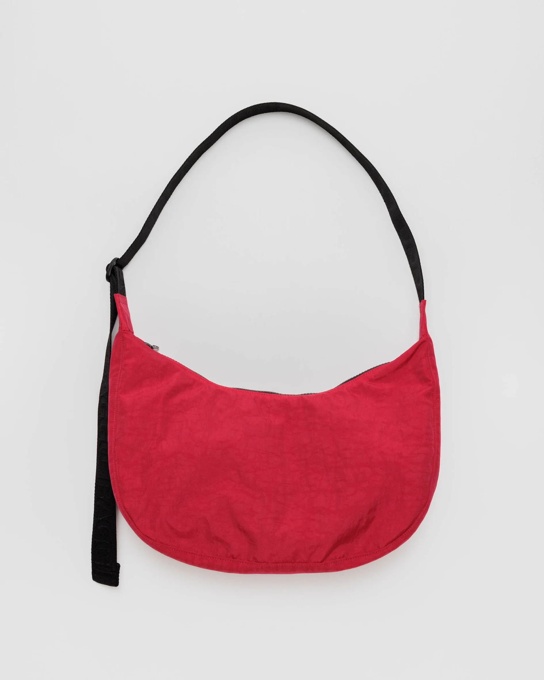 BAGGU Medium Nylon Crescent Bag – Jones + Co