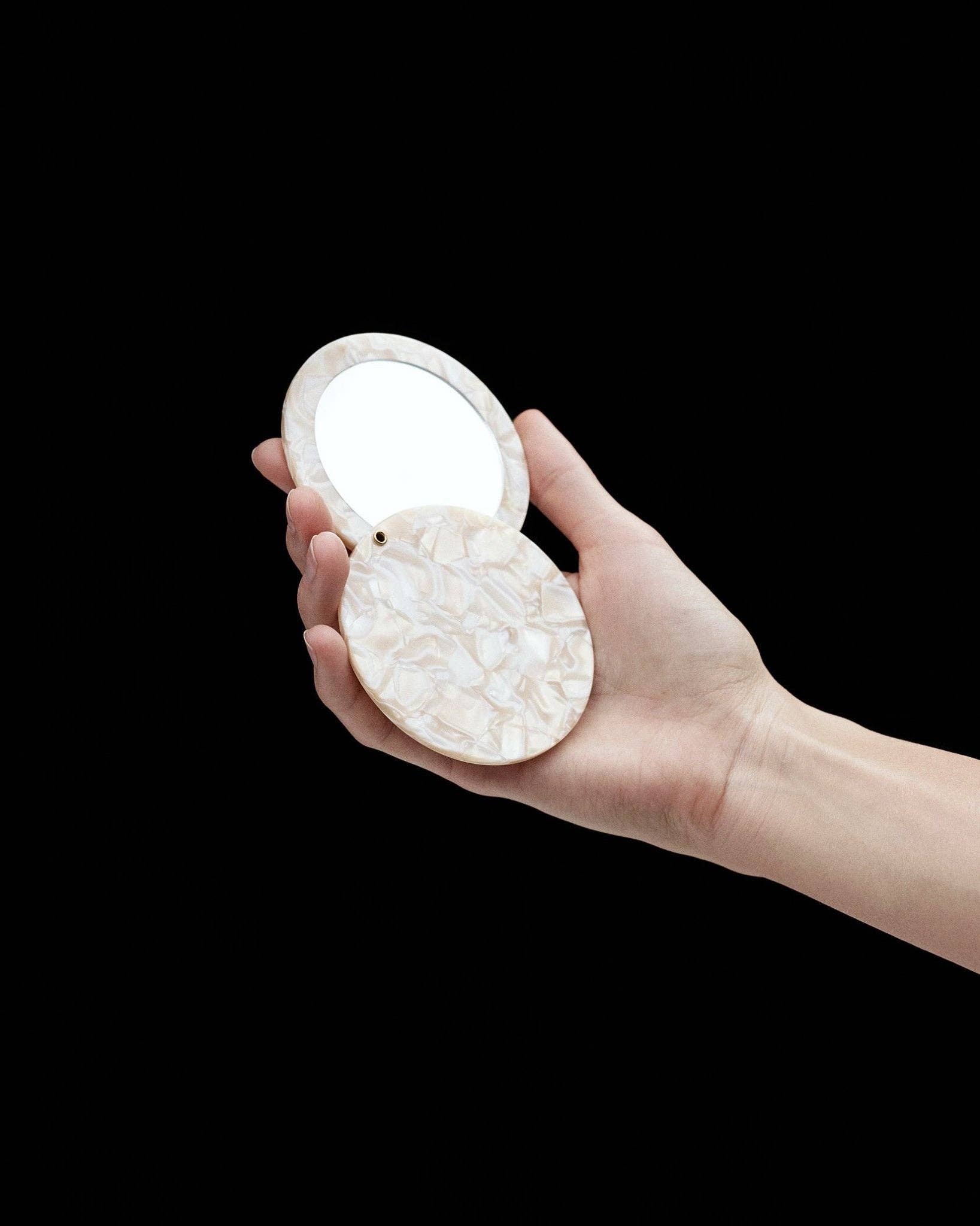 Circle Mirror — view 11