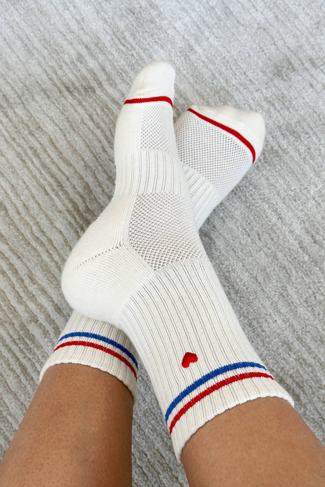 Embroidered Boyfriend Socks milk + heart