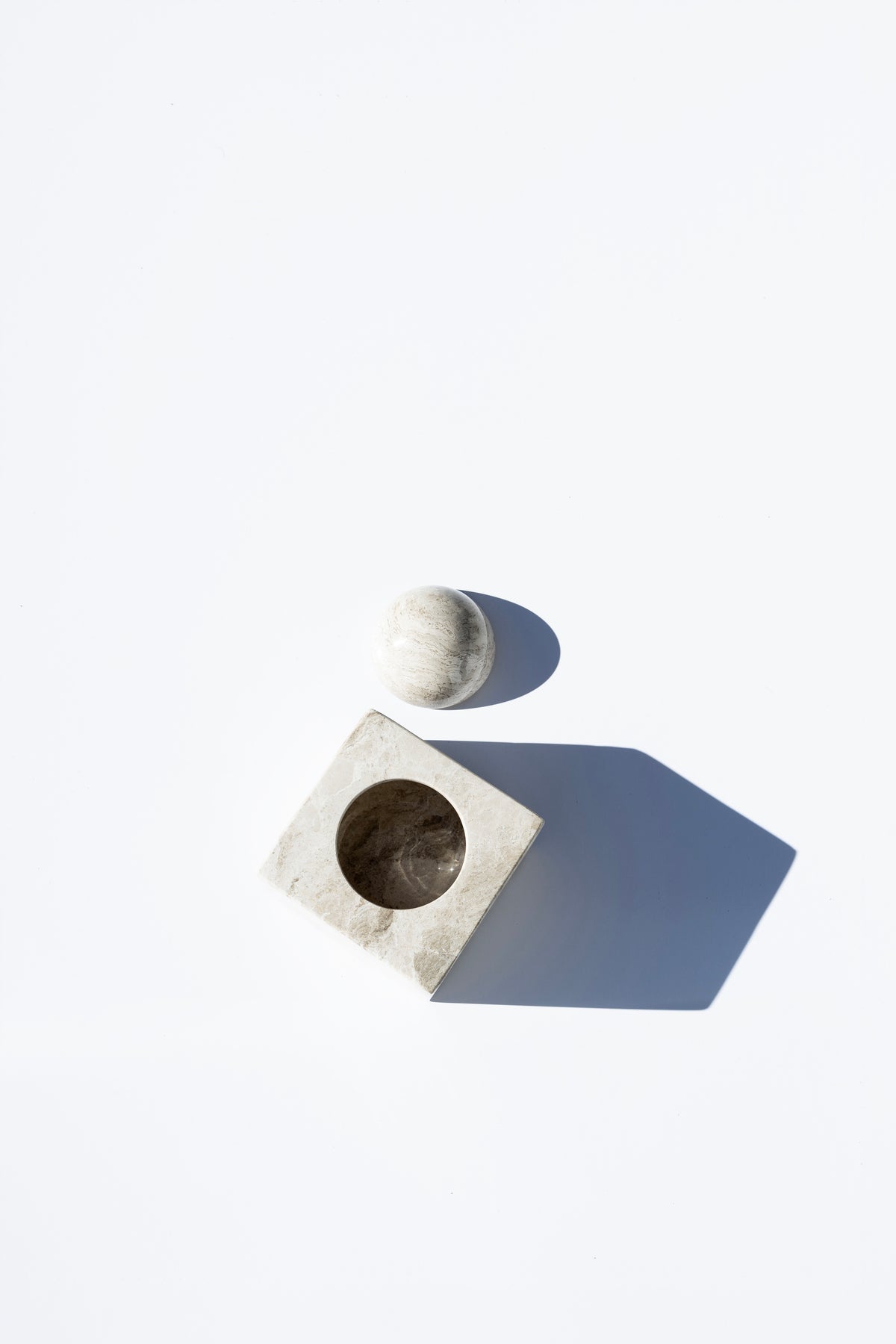 Taj Box in Oyster – JONES + CO