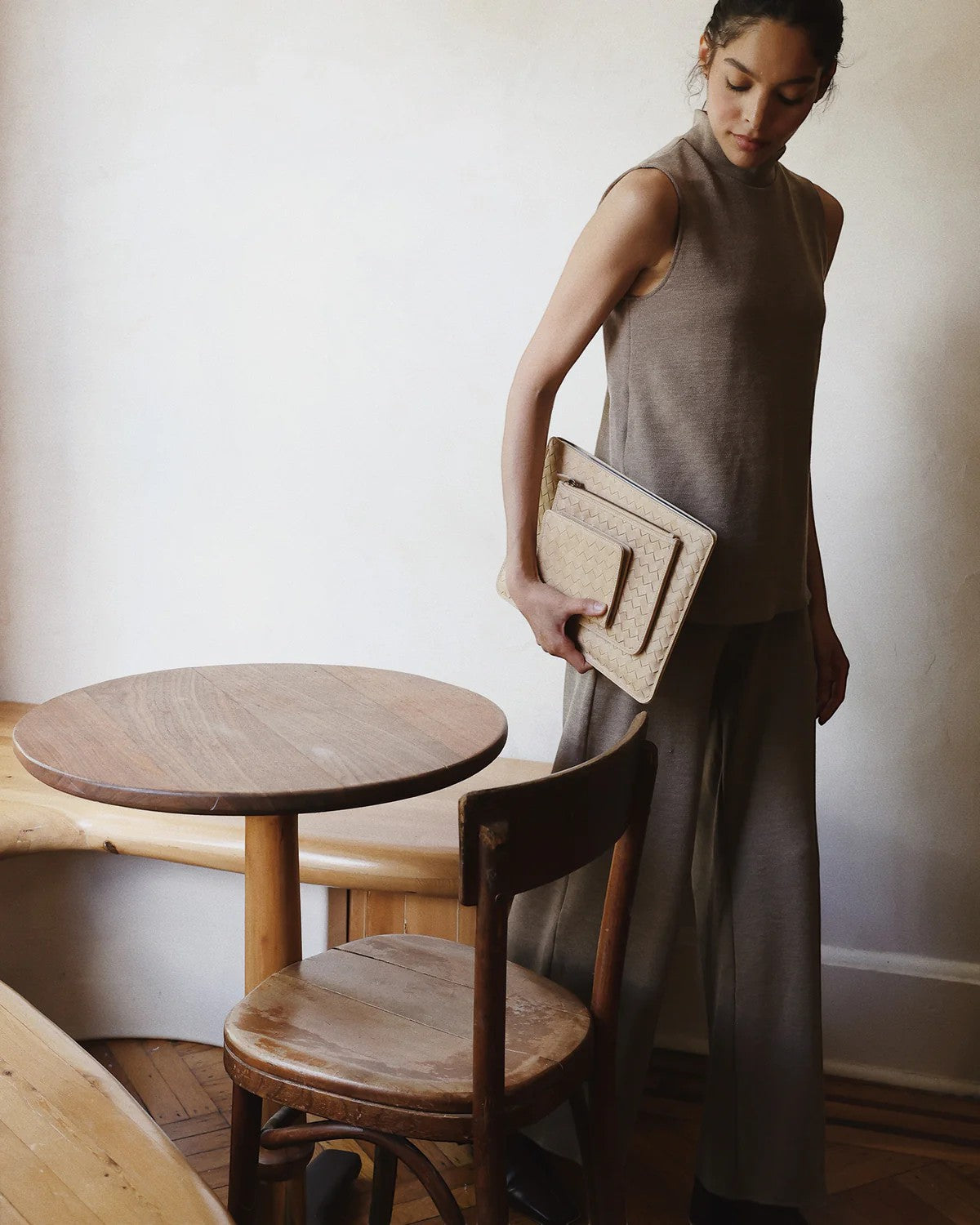 Lia Laptop Case - Caramel — view 2