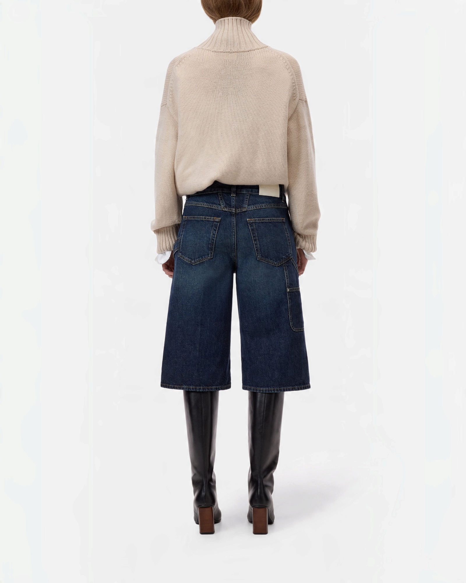 CLOSED Wylie wide denim short in dark blue vintage wash - view 2