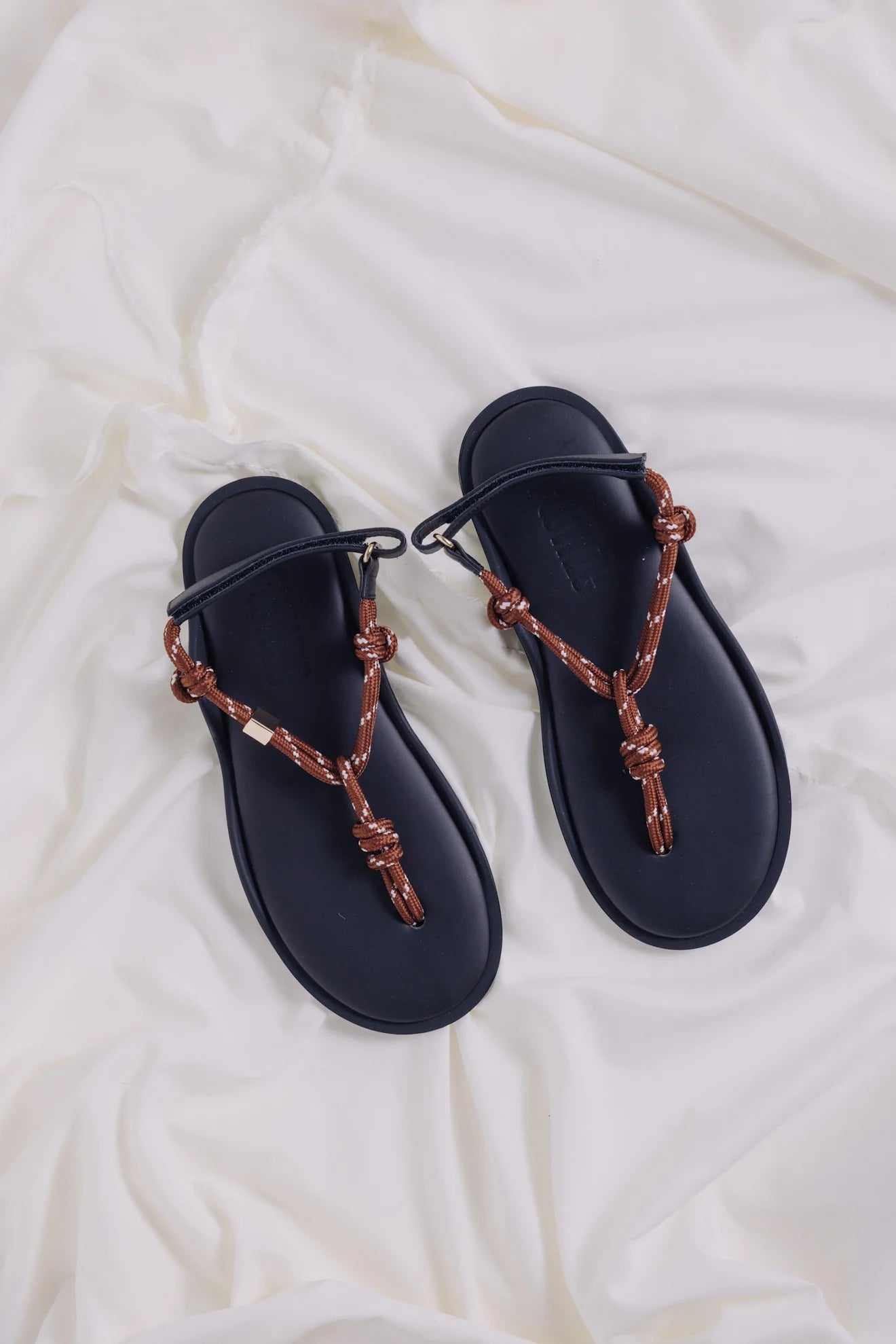 FLÒWZE FLÒ Sandal - Brown