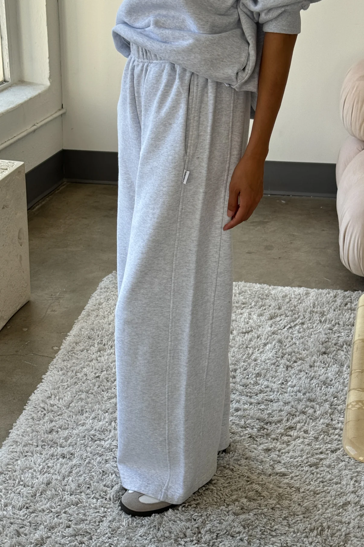 French Terry Breezy Pants - Icy Grey side view of panel on side of pant