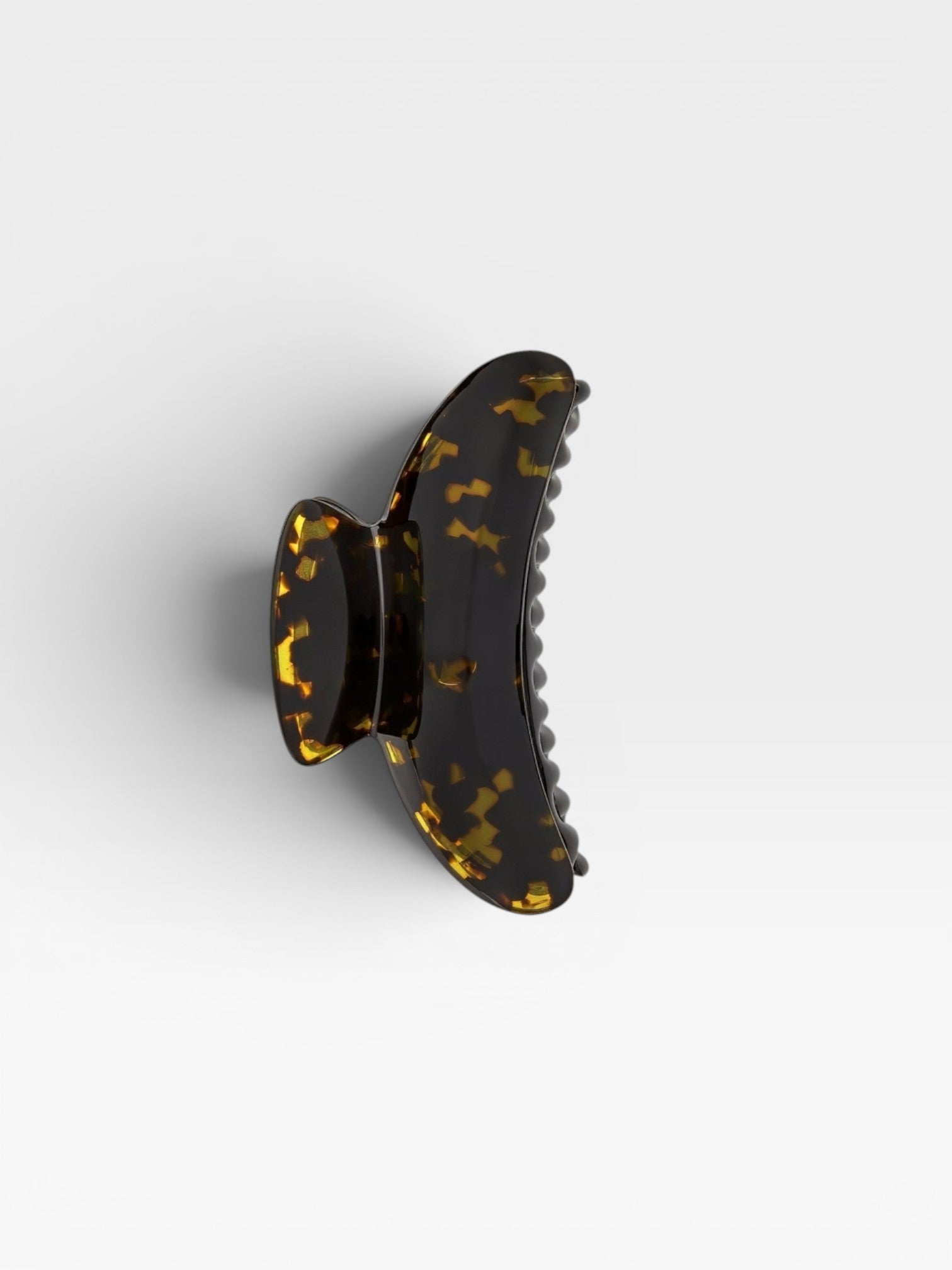 Grande Heirloom Claw Clip — view 7