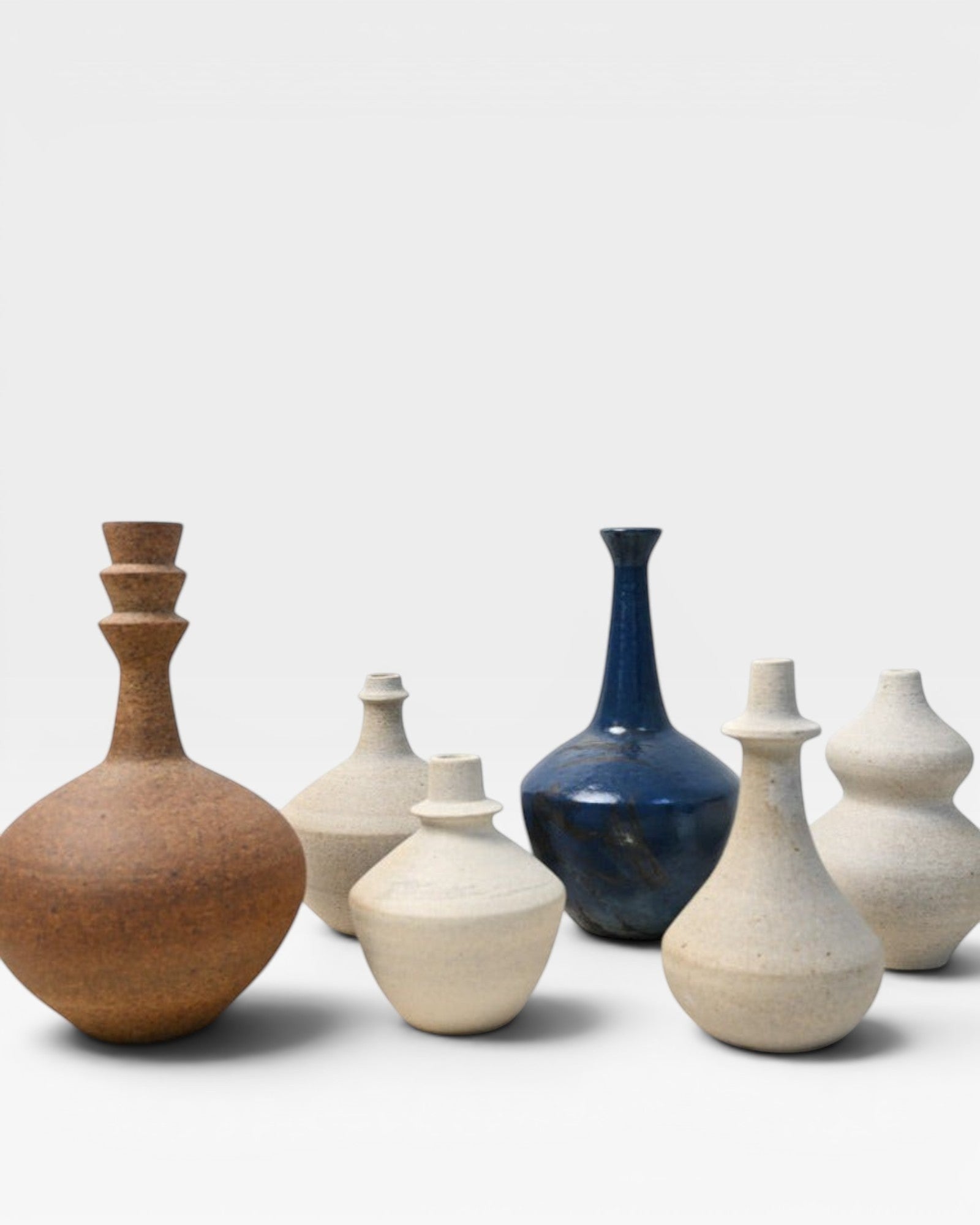 Quartzite Bottleneck Vase 013 — view 3