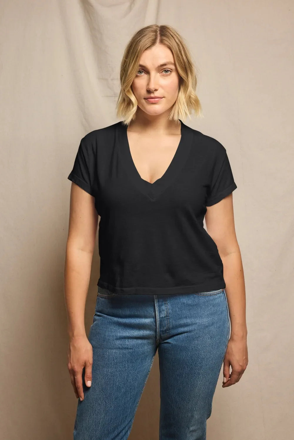 Alanis V Neck - True Black, back view