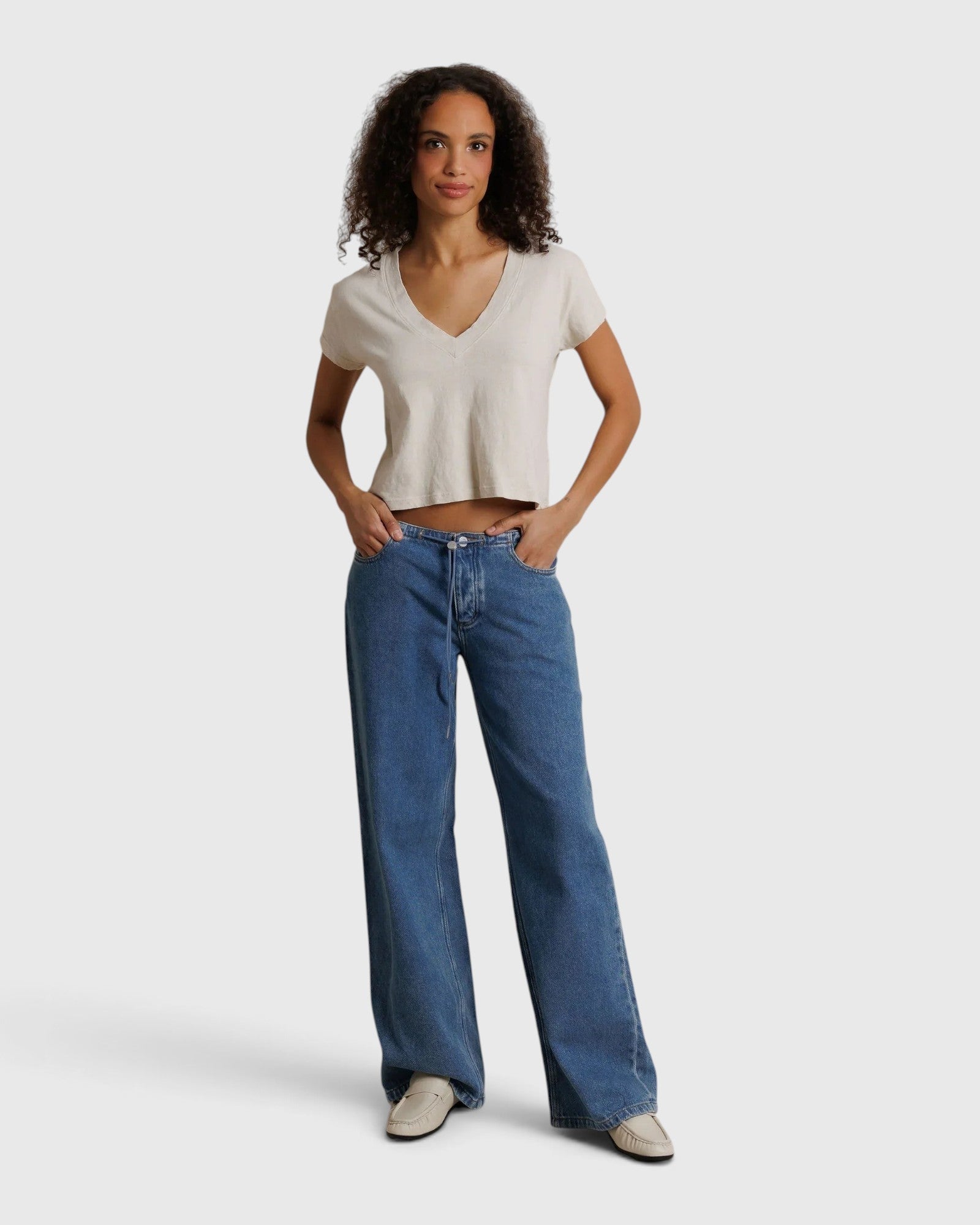Alanis V Neck - Whitecap Grey