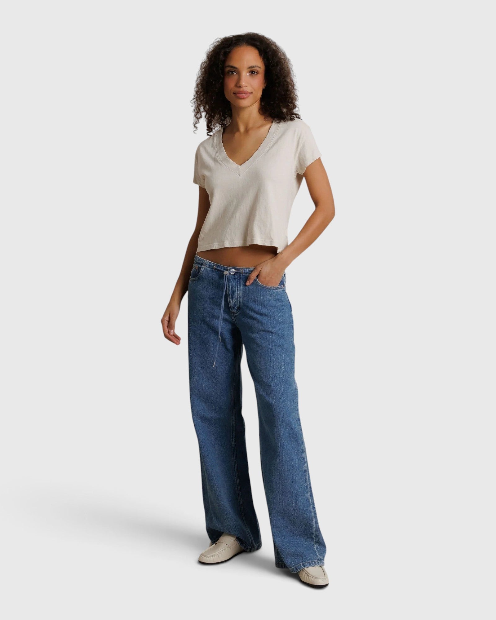 Alanis V Neck - Whitecap Grey
