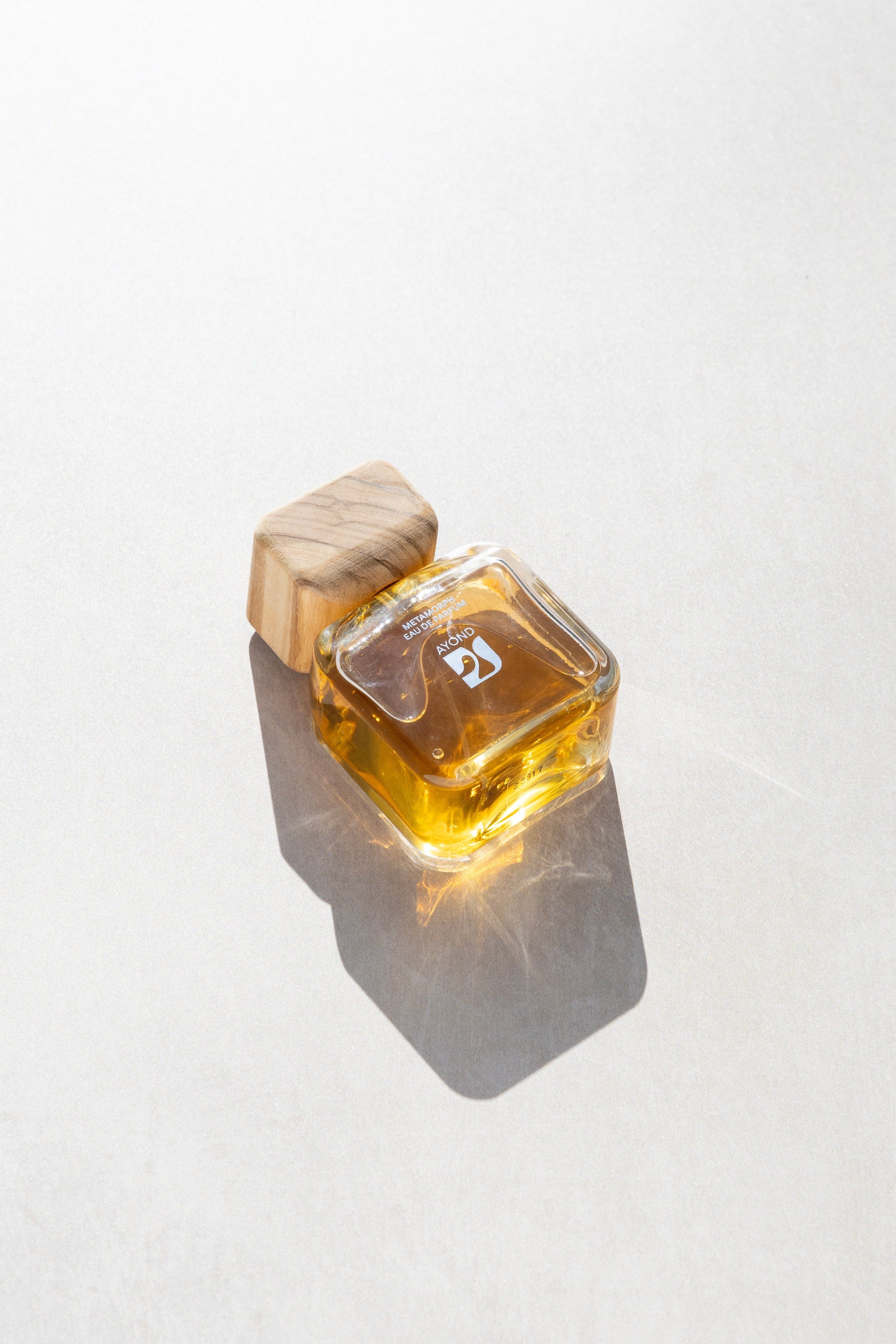 AYOND Eau de Parfum in Metemorph