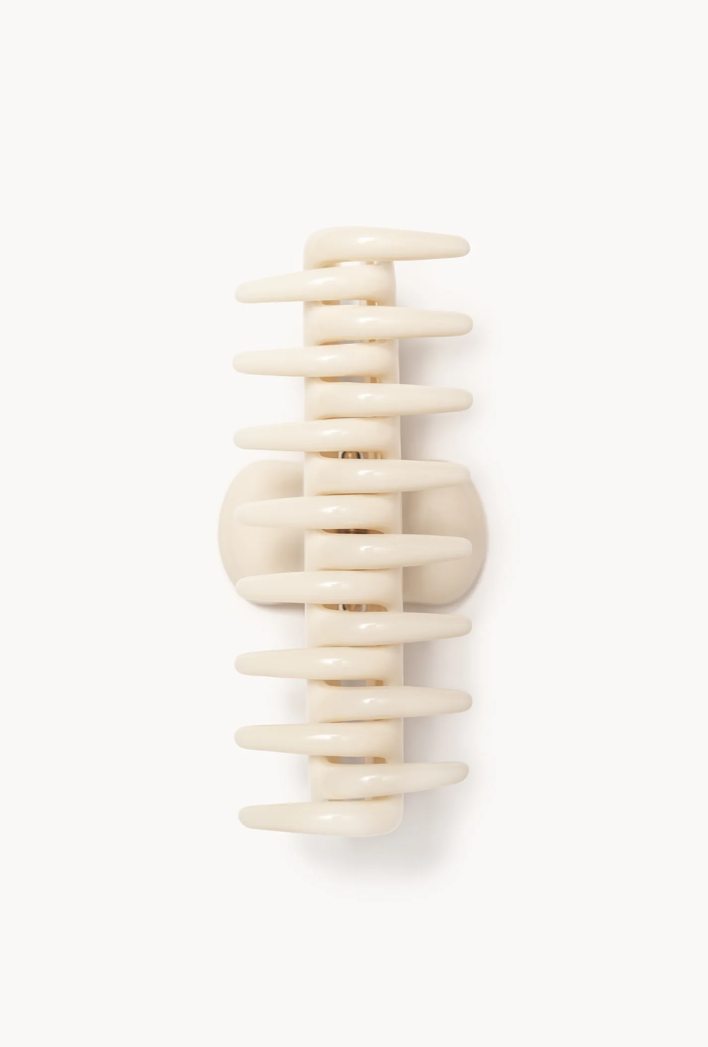 claw opening view of No. 4 Claw Clip - Ivory