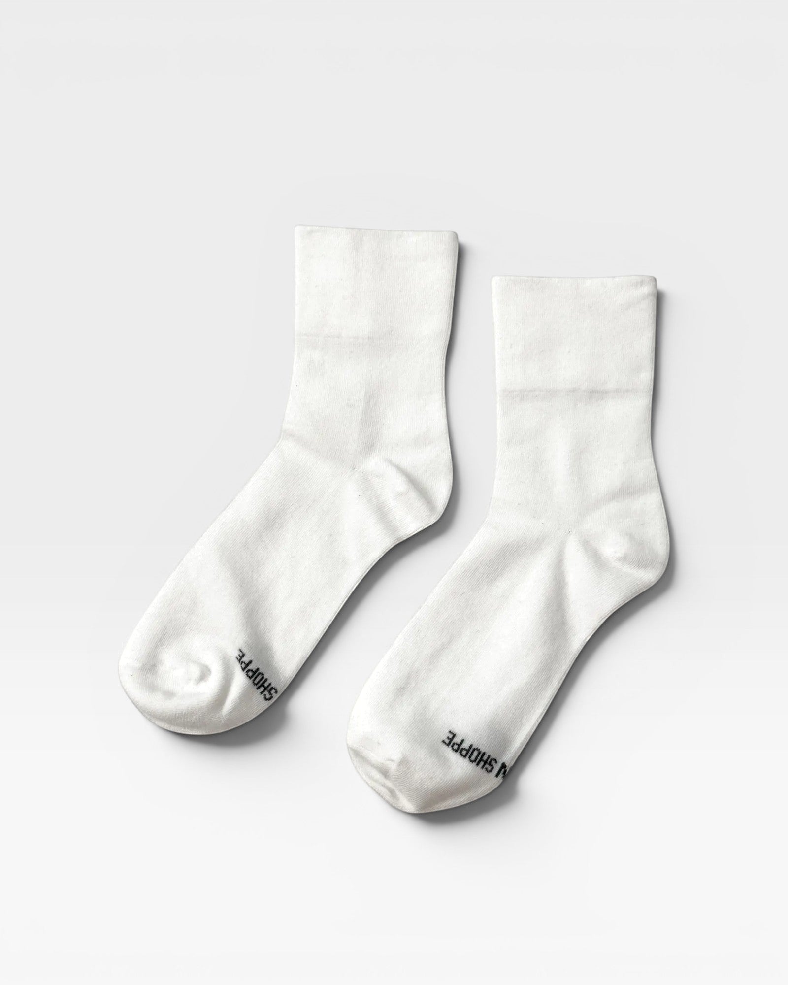 Sneaker Socks in Classic White