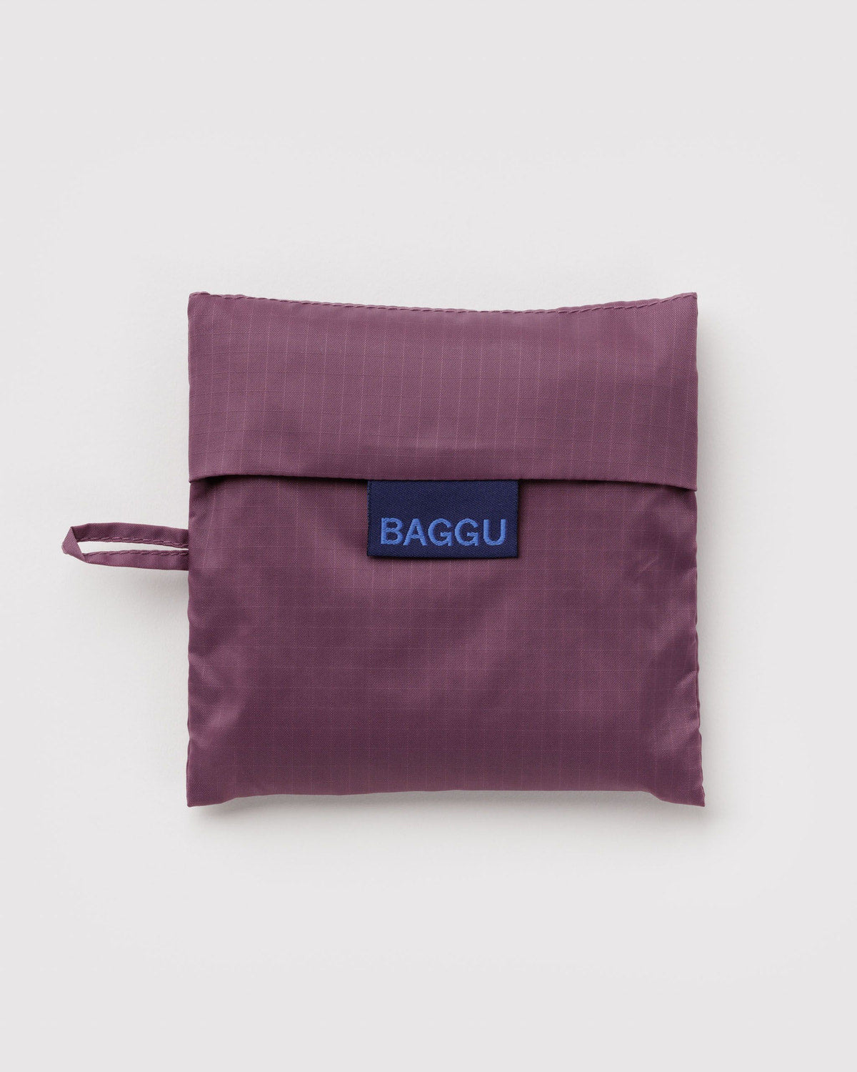 Standard Baggu - Wild Plum, flat lay