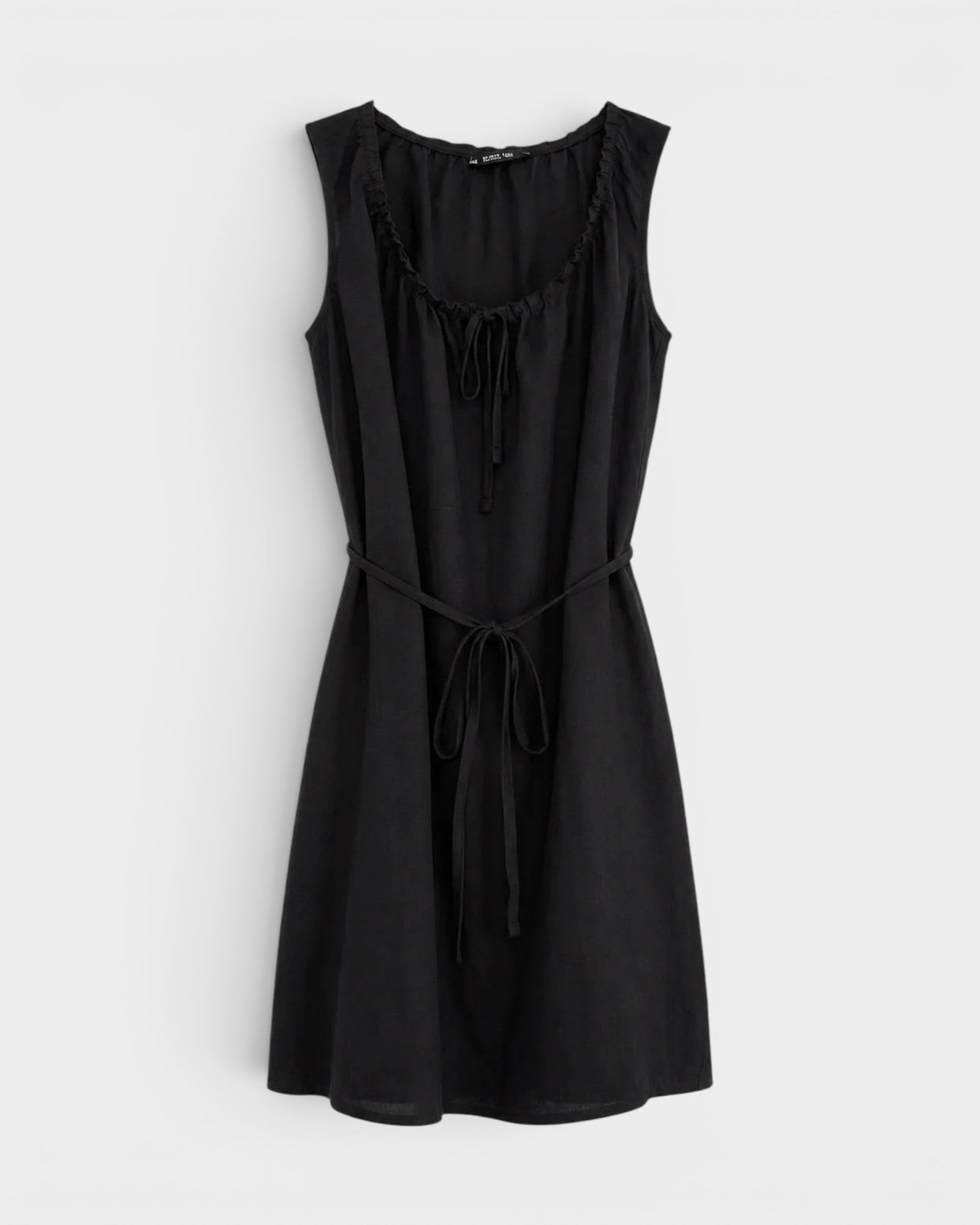 JONES + CO black linen scoop neck summer dress with a removable waist tie and breezy sleeveless silhouette.