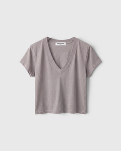 JONES + CO Alanis V-neck tee in cloud gray recycled cotton with a relaxed cropped fit and short sleeves.