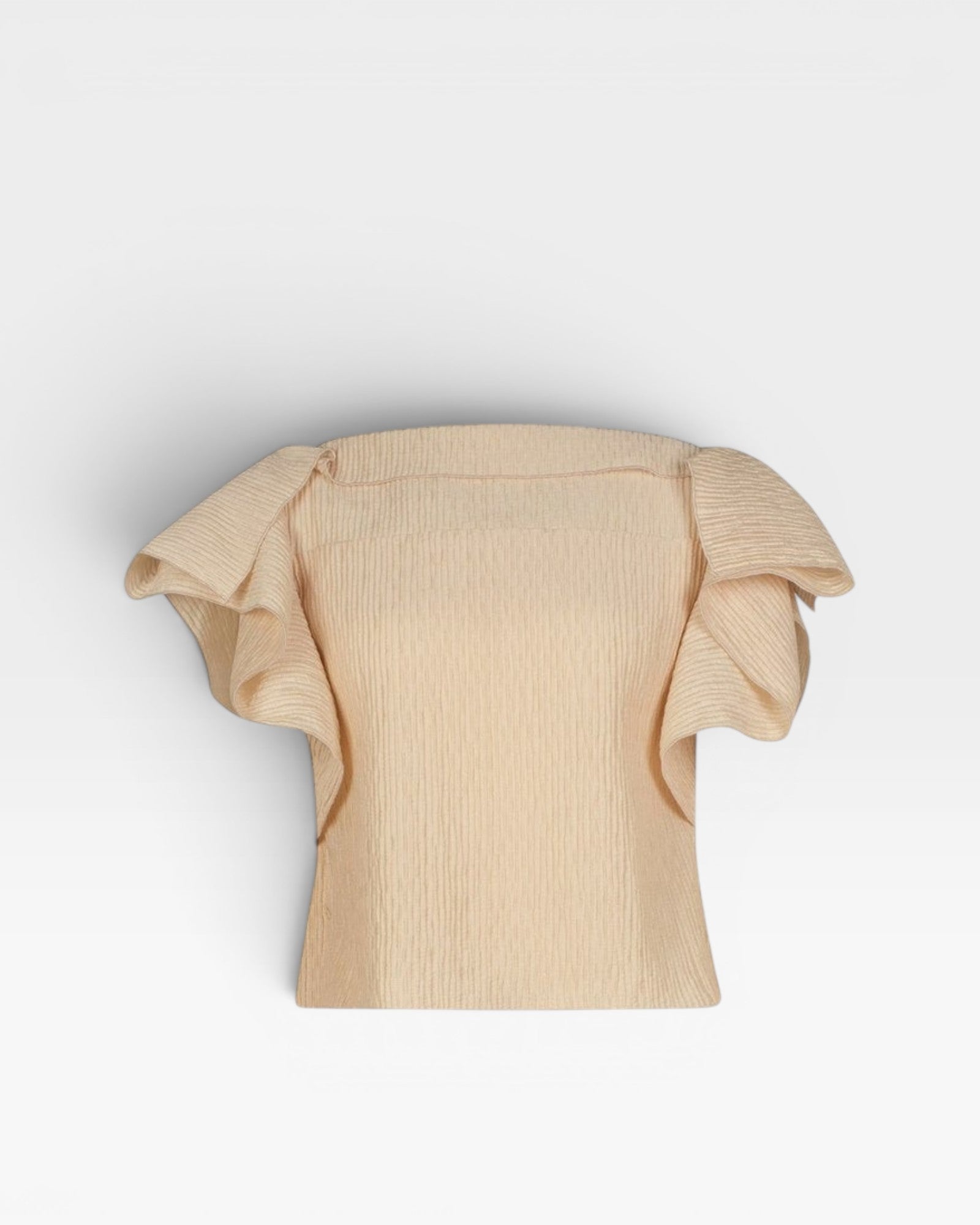 JONES + CO cream linen blend top with pleated flutter sleeves and textured fabric.