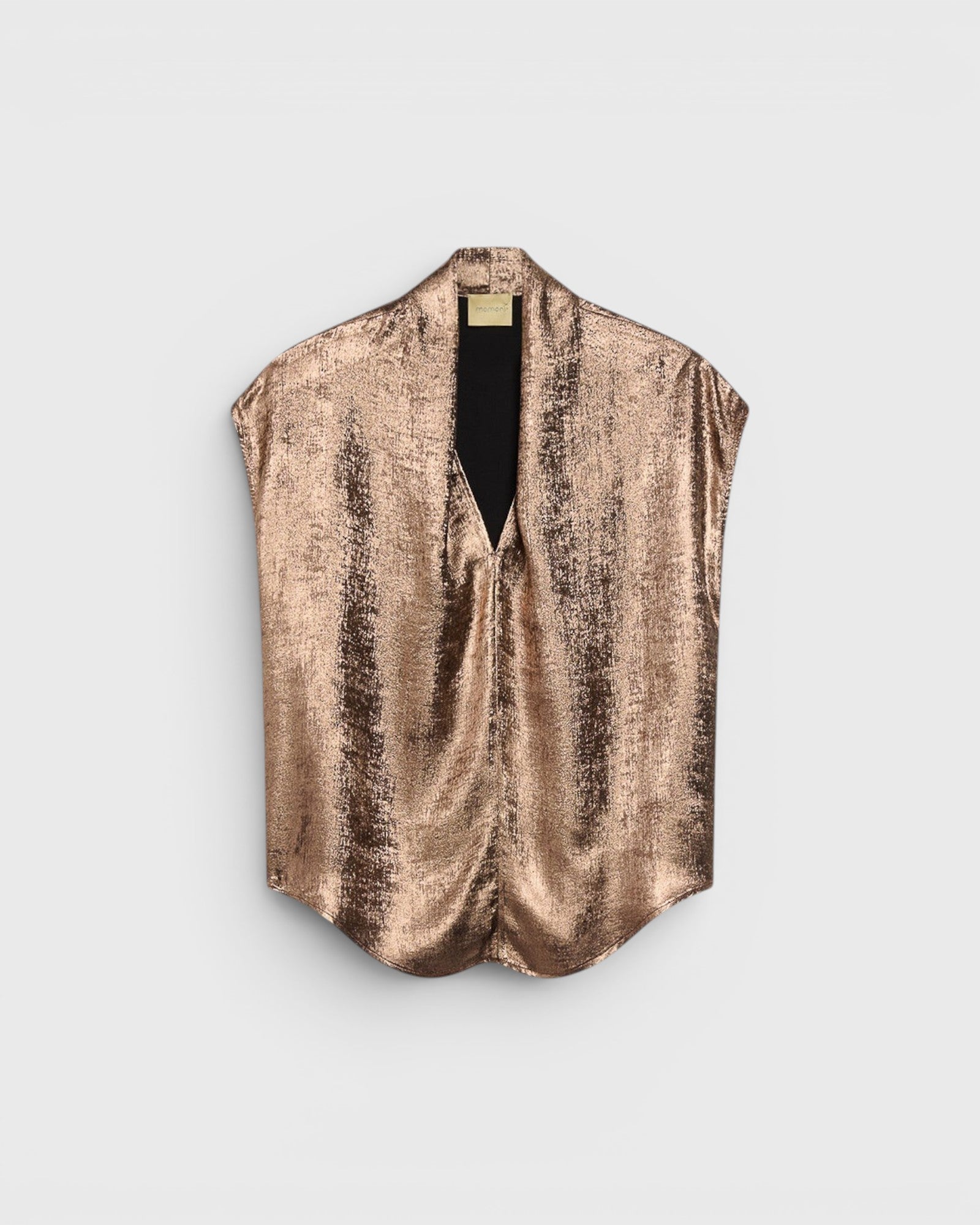 JONES + CO Hildra sleeveless blouse in bronze fluid laminated fabric with a V-neck and shawl collar.