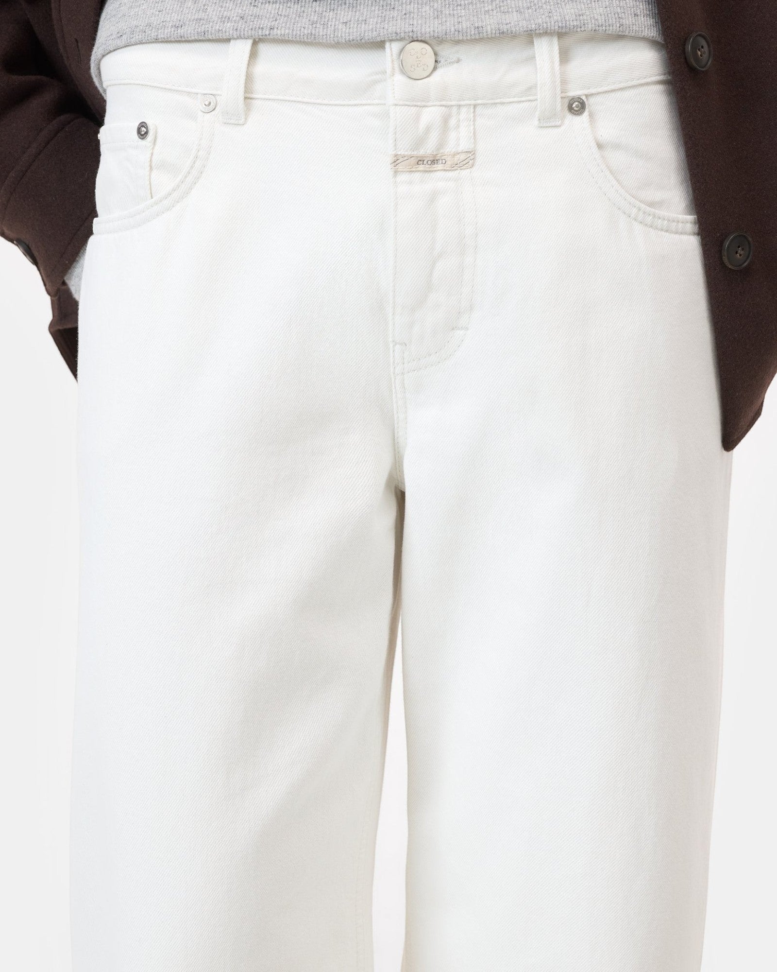JONES + CO Jayla ivory white wide-leg jeans in lightweight rigid denim with a mid-rise waist and five-pocket design.