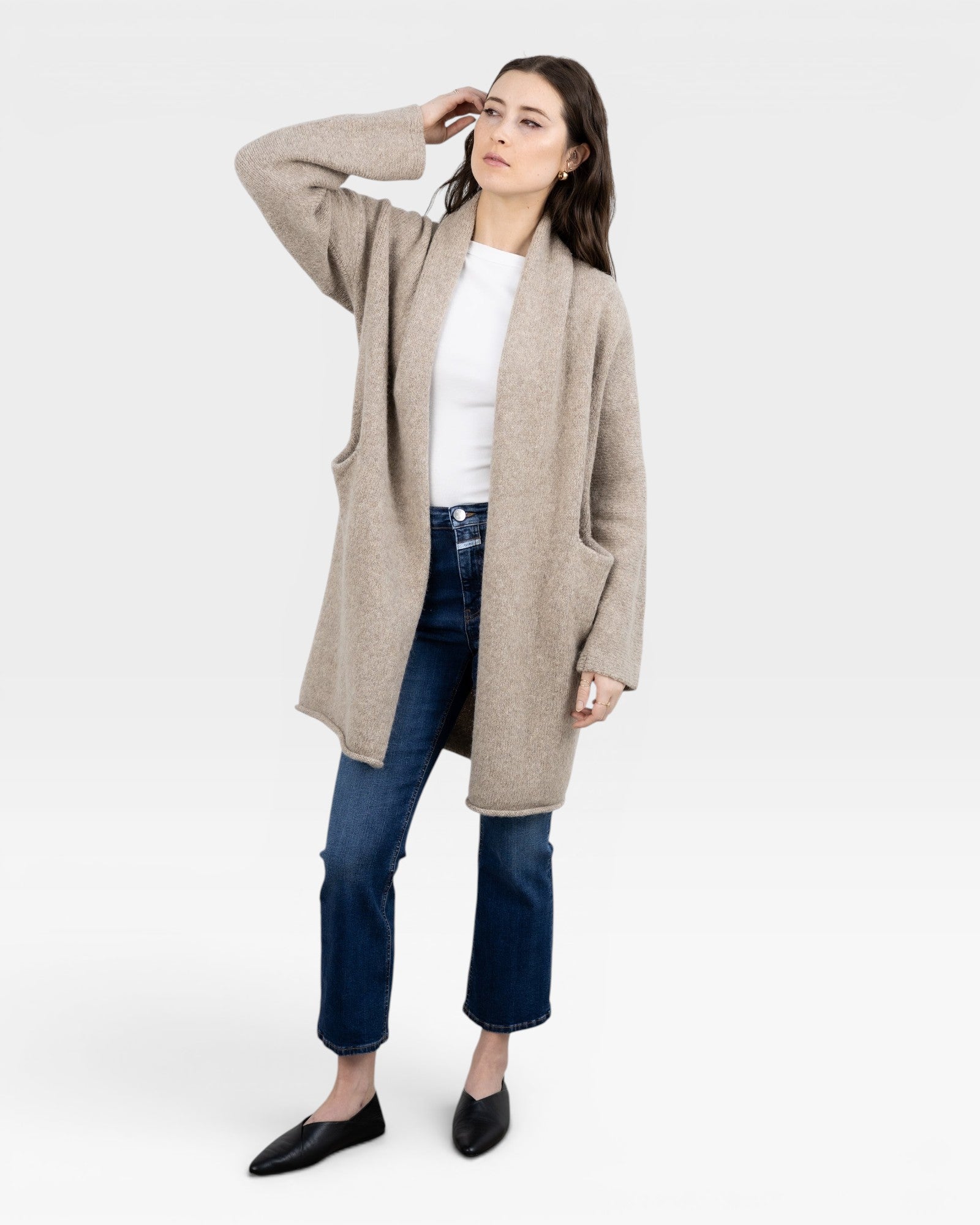 JONES + CO oatmeal alpaca wool blend Parker Sweater Coat with dropped shoulders and front pockets.