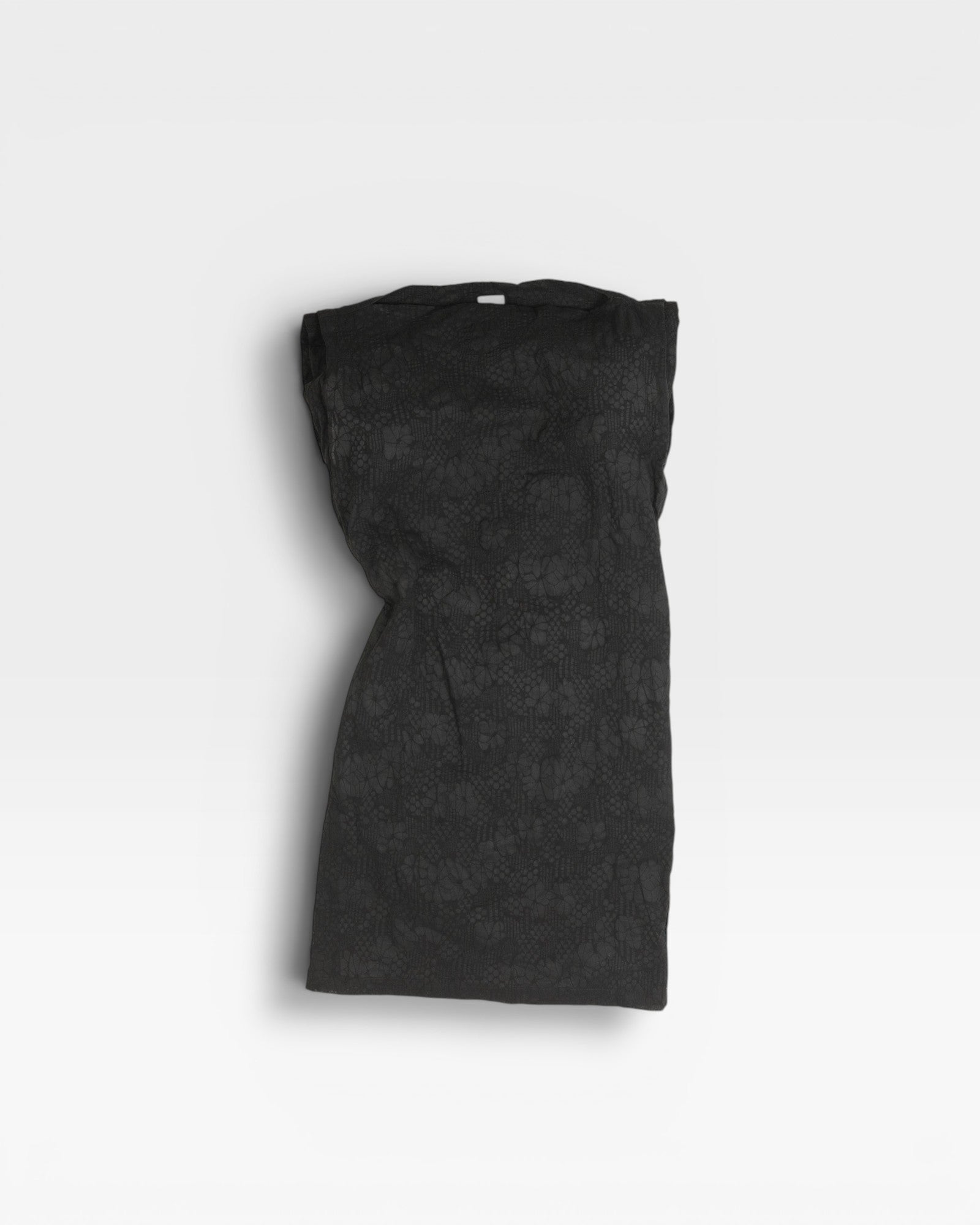 JONES + CO Pinch Shift dress in black with embossed floral seersucker texture and wide neckline