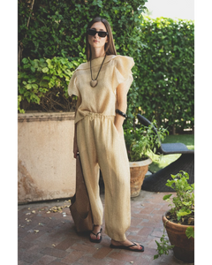 JONES + CO cream pleated linen blend top with flutter sleeves and wide-leg pants set.