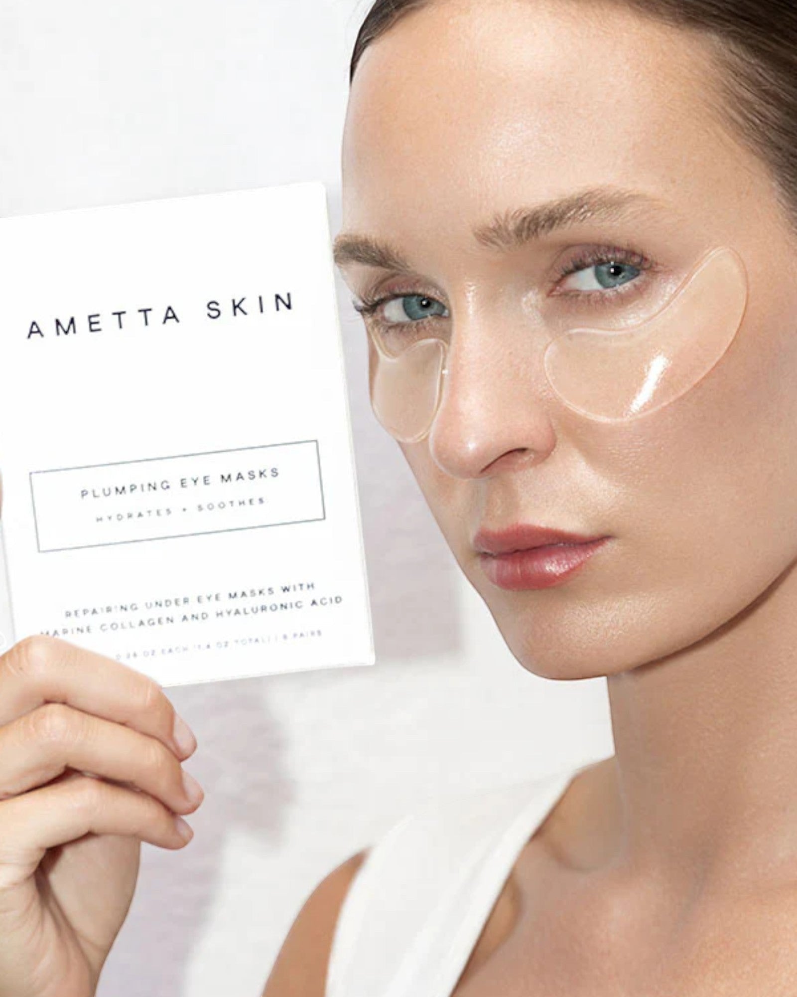 JONES + CO Plumping Eye Masks with hyaluronic acid to hydrate and soothe under-eye area.