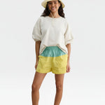 JONES + CO Skipper Hat in bone, a packable sun hat made of 100% nylon with a wide brim and chin strap.