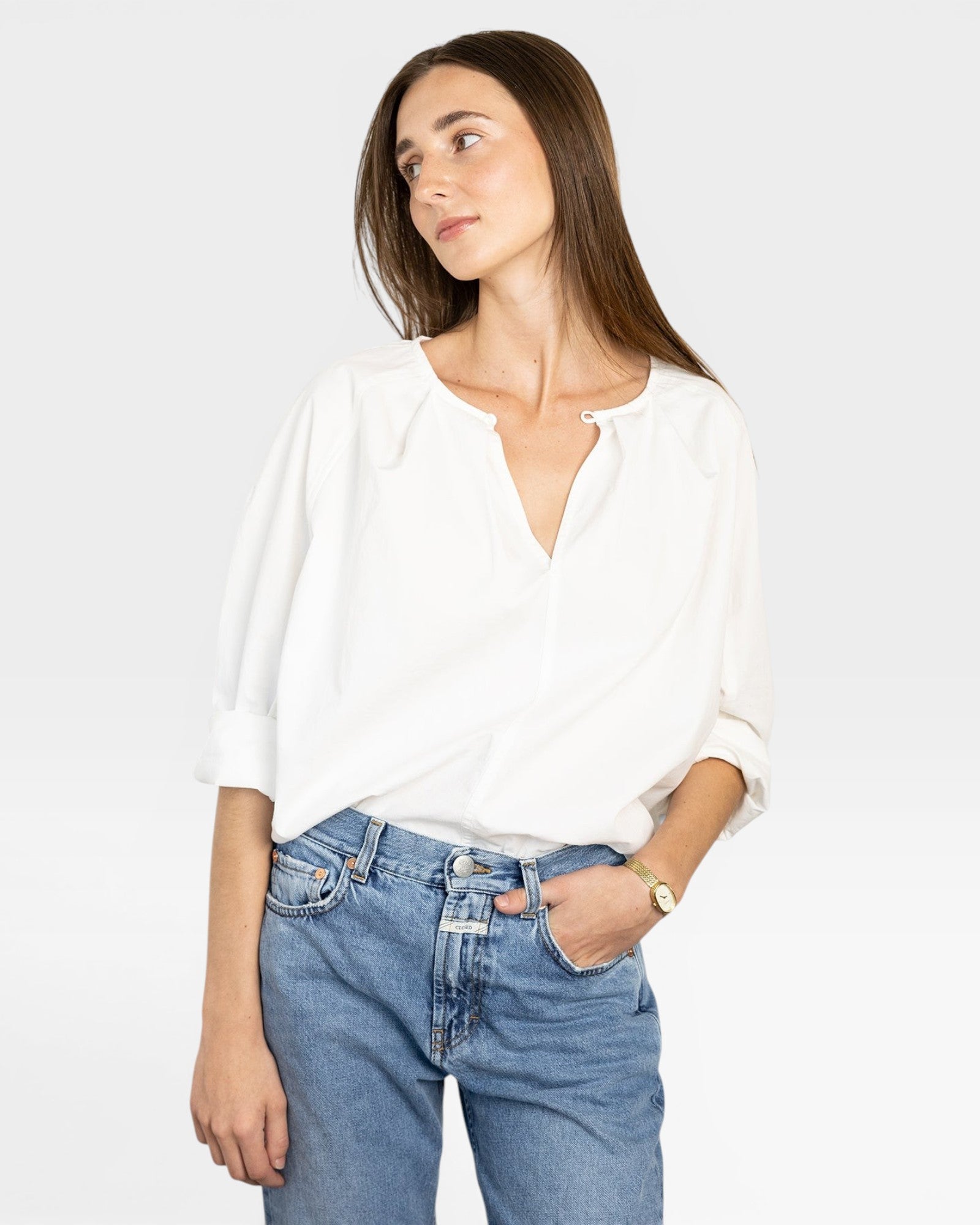 JONES + CO white cotton Julienne long sleeve top with keyhole neckline and raglan sleeves