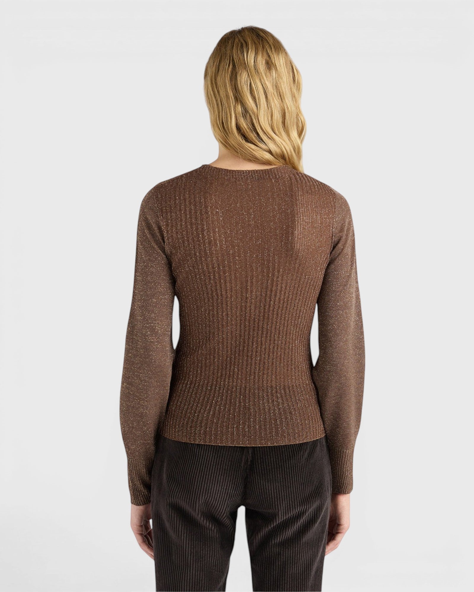 JONES + CO Loa ribbed lurex turtleneck top in caramello brown with long amphora sleeves, back view on a model.