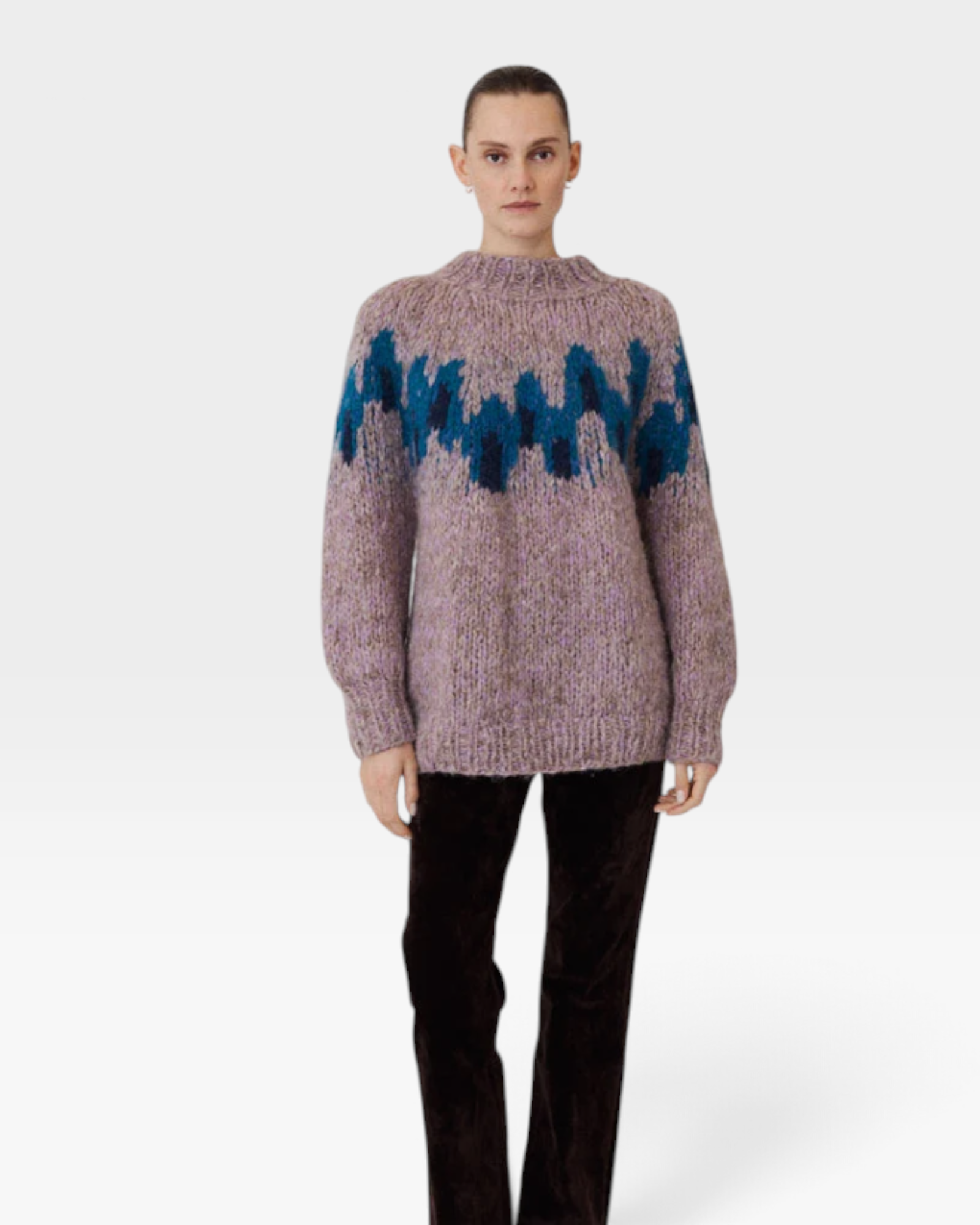 JONES + CO fleecy alpaca blend raglan pullover in mauve with a blue graphic intarsia pattern on the chest