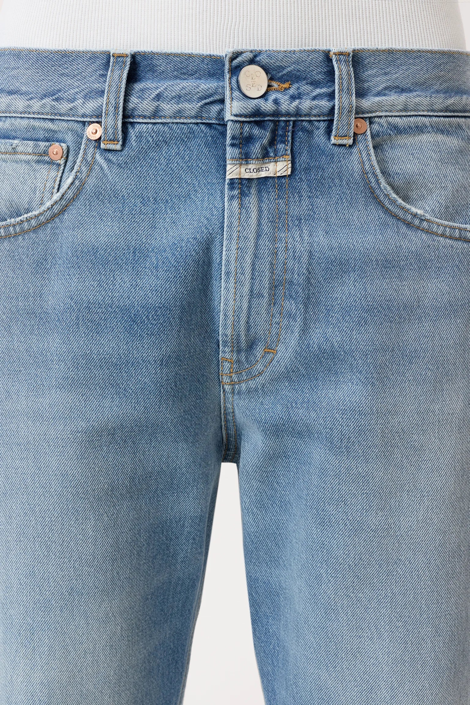 Jonta Relaxed Jeans - Mid Blue — view 4