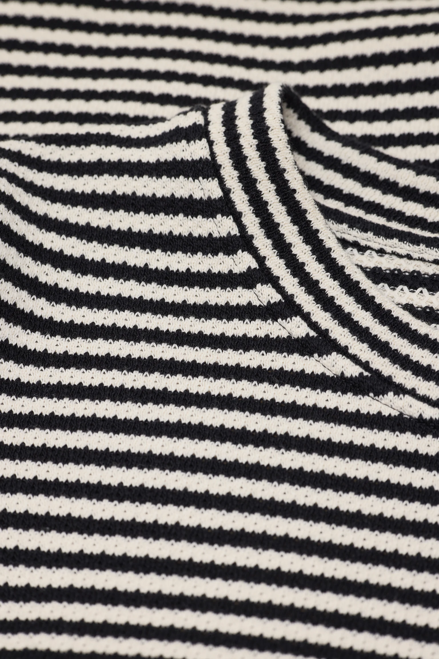 Striped Longsleeve - Black — view 6