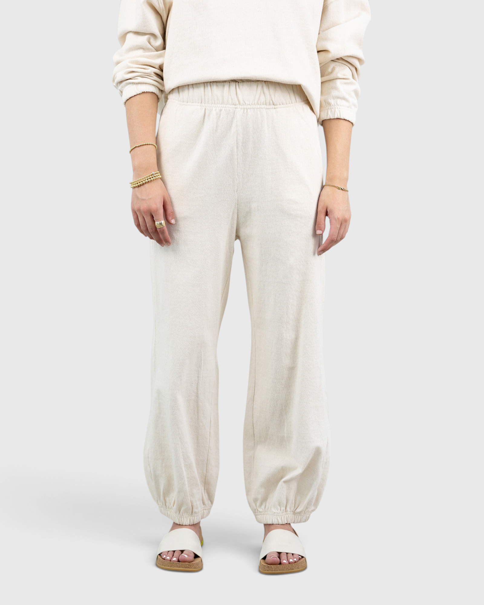 JONES + CO Le Bon Shoppe Balloon Pants in Naturel cotton with slimming side panels.