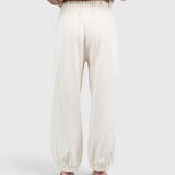 JONES + CO Le Bon Shoppe Balloon Pants in Naturel cotton, styled for everyday wear.