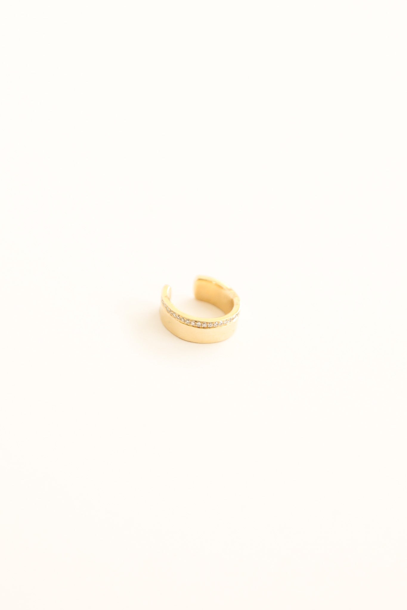 Wide ear cuff
